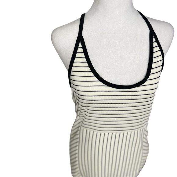 Derek Lam 10C Athleta Striped Madison
Ave Tank Top White Black Womens
Medium - Picture 6 of 10